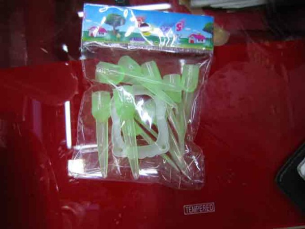 HA30C Glow in Dark - Nail/Teeth Set