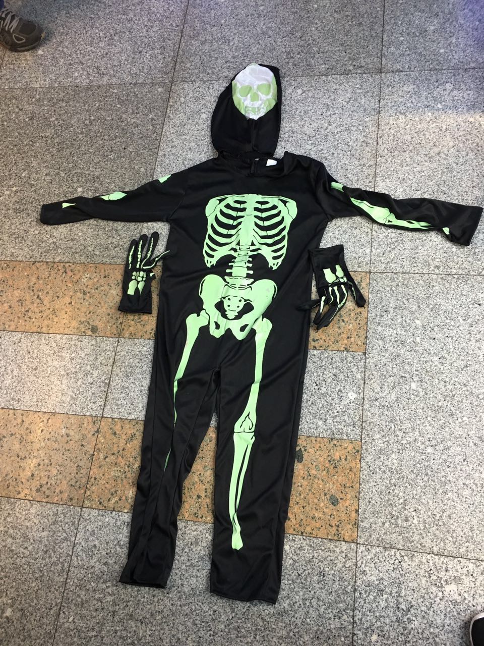 HC22 Glow in Dark Skeleton Suit