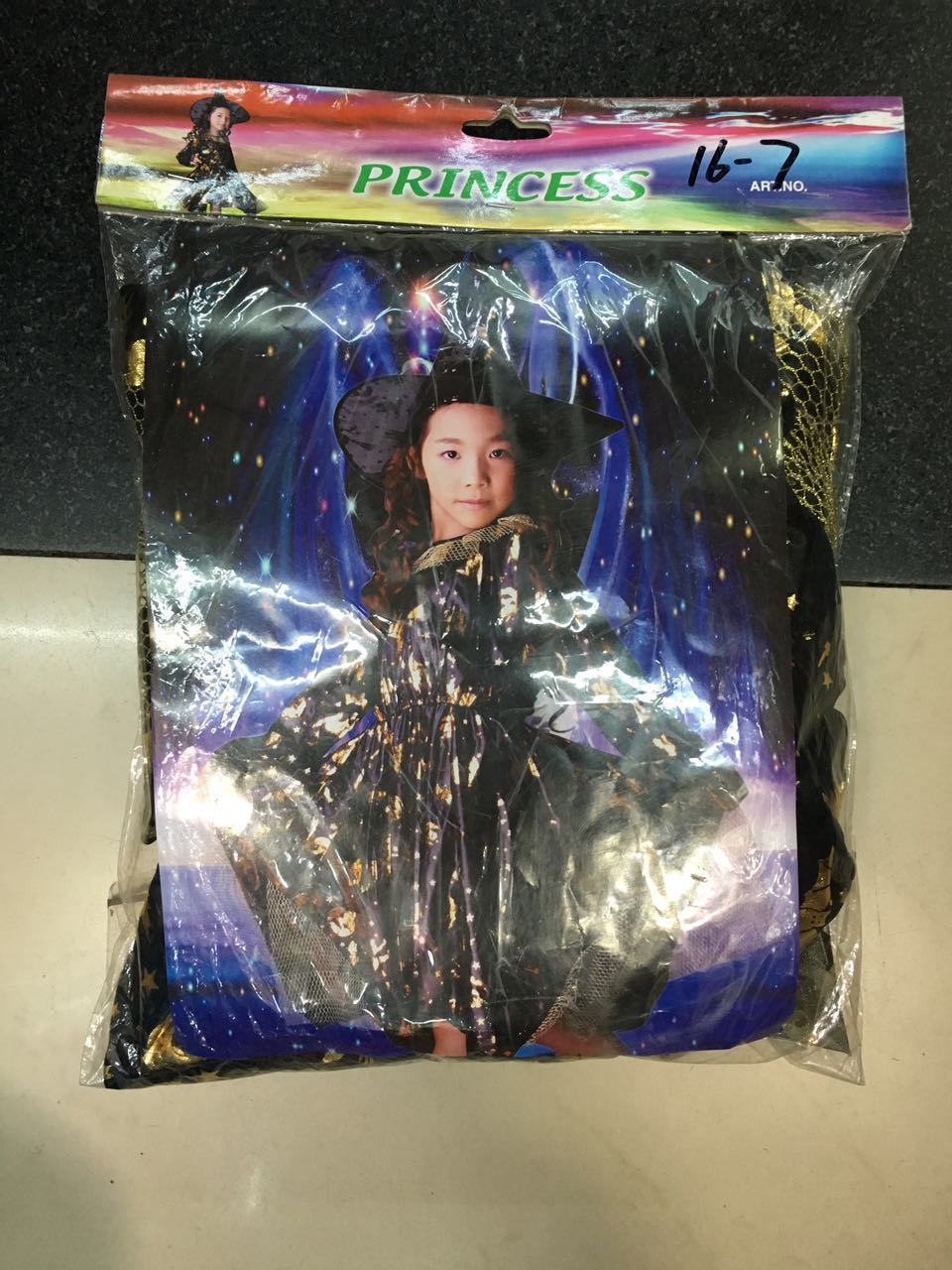HC10 Witch Set with Witch Hat