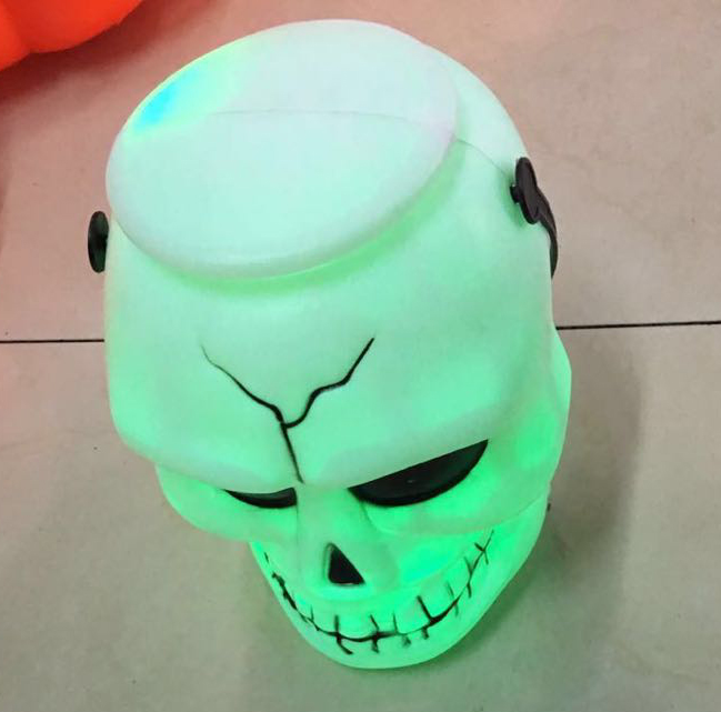 HA139 LED Skull Lamp