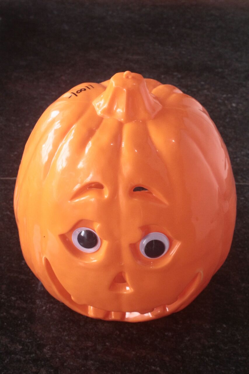 HA01 Musical Jack-O-'Lantern with Light
