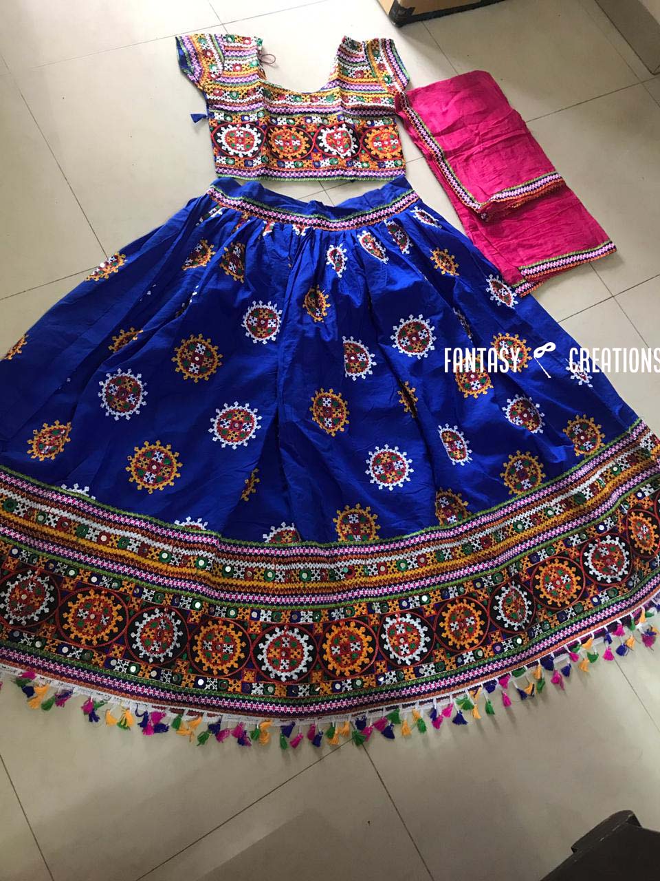Ethnic Ensembles for Garba
