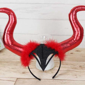 HA81 - Maleficent Red Horn